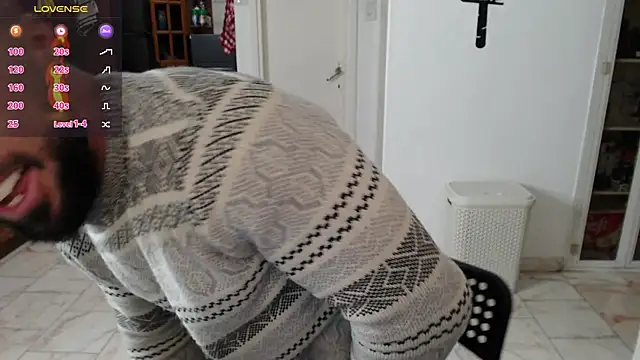 Snapshot of todddantes25 chatting on February 14, 2025, 7:02 pm todddantes25 online show from February 14, 2025, 7:02 pm