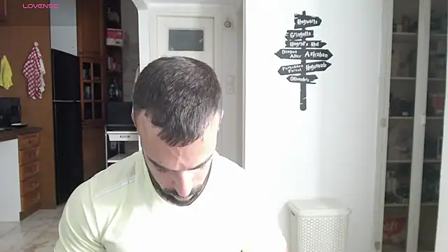 Snapshot of todddantes25 chatting on March 20, 2025, 8:40 pm todddantes25 online show from March 20, 2025, 8:40 pm