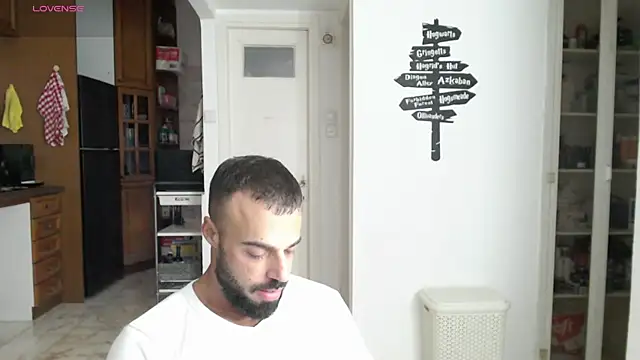 Snapshot of todddantes25 chatting on March 21, 2025, 3:24 pm todddantes25 online show from March 21, 2025, 3:24 pm