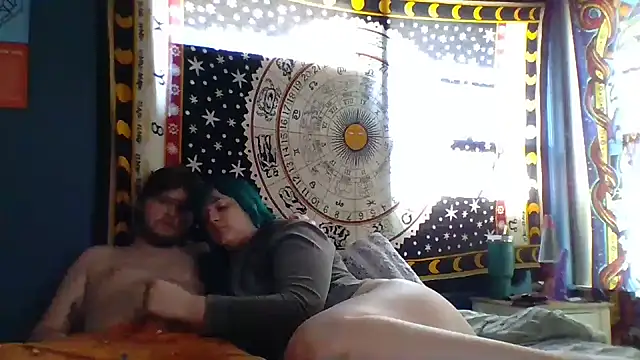 sierrapixie online show from March 9, 2025, 4:00 pm