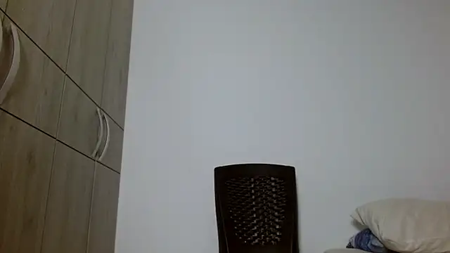 lonelydick2002 online show from March 12, 2025, 10:05 am