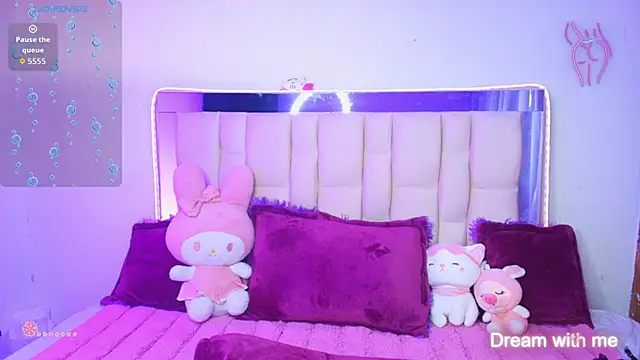 Silver Rosex online show from September 10, 2025, 7:18 am