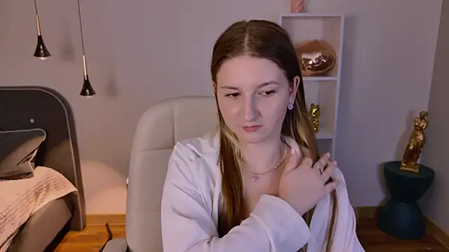 Katty Bacchus online show from February 21, 2025, 5:31 pm