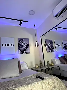 Blue Angell online show from December 2, 2025, 12:44 am