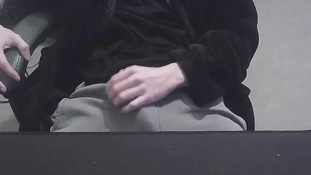 LoveFun02 online show from December 1, 2025, 2:56 am