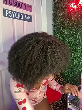 Snapshot of idaaloveexx chatting on October 12, 2025, 5:03 pm idaaloveexx online show from October 12, 2025, 5:03 pm