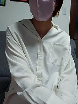 ----saori----- online show from April 20, 2026, 9:23 am