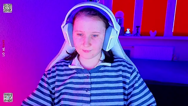 mon lola online show from January 14, 2026, 1:37 pm