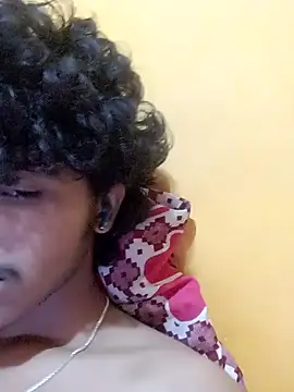 Snapshot of CosmicEmuu chatting on January 28, 2025, 1:38 pm CosmicEmuu online show from January 28, 2025, 1:38 pm