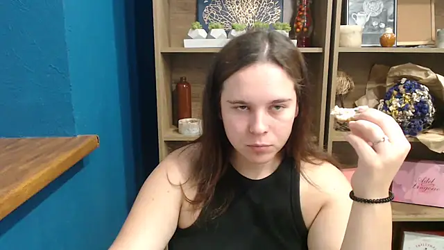 Snapshot of mini_girly chatting on September 29, 2025, 5:58 am mini girly online show from September 29, 2025, 5:58 am