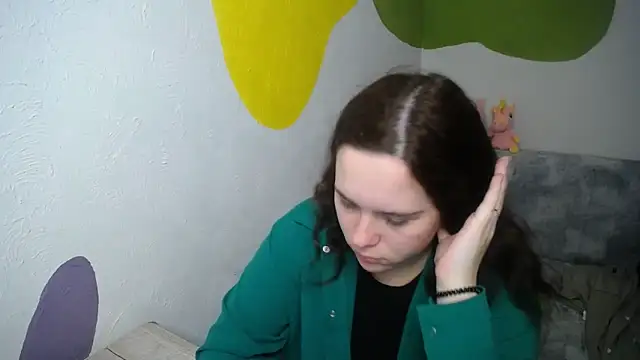 Snapshot of mini_girly chatting on November 11, 2025, 1:39 pm mini girly online show from November 11, 2025, 1:39 pm