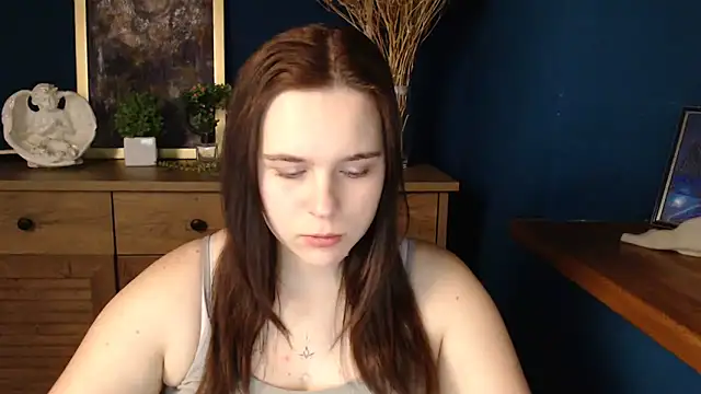 Snapshot of mini_girly chatting on November 3, 2025, 11:58 am mini girly online show from November 3, 2025, 11:58 am