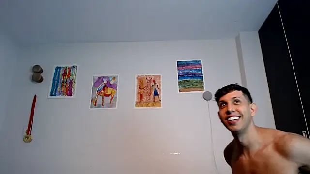 HOTLATINO2025 online show from October 15, 2025, 4:26 pm