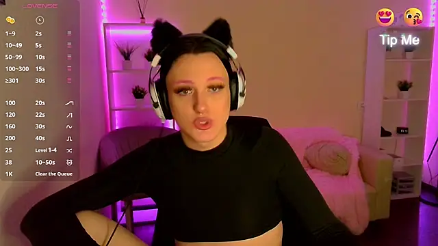 Snapshot of DianaRadrigo chatting on January 22, 2025, 3:18 pm DianaRadrigo online show from January 22, 2025, 3:18 pm