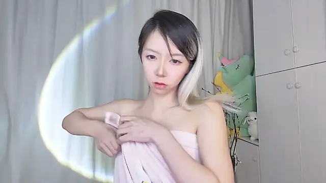 Ciri-CC online show from March 14, 2025, 5:24 pm