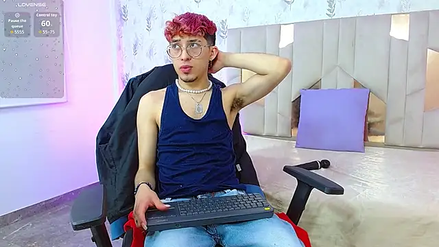 Axel tay online show from September 22, 2025, 3:23 am