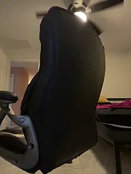 Snapshot of 32XRedBeard chatting on October 11, 2025, 11:33 am 32XRedBeard online show from October 11, 2025, 11:33 am