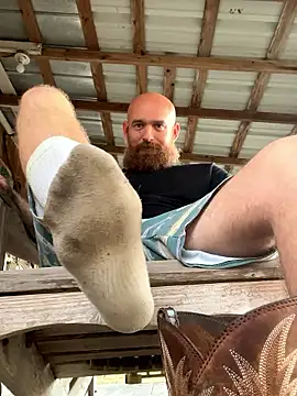 Snapshot of 32XRedBeard chatting on January 7, 2026, 10:26 pm 32XRedBeard online show from January 7, 2026, 10:26 pm