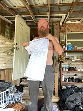 32XRedBeard online show from April 23, 2026, 8:43 pm