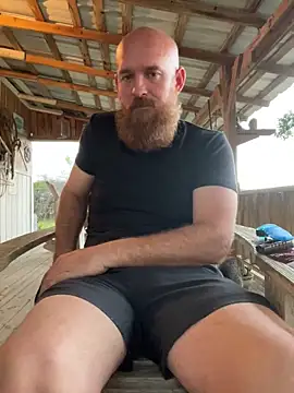 Snapshot of 32XRedBeard chatting on March 5, 2026, 10:16 pm 32XRedBeard online show from March 5, 2026, 10:16 pm