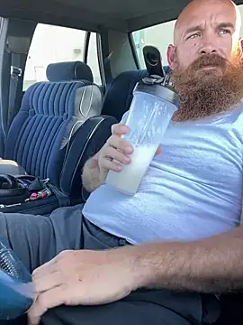 Snapshot of 32XRedBeard chatting on March 17, 2025, 9:57 pm 32XRedBeard online show from March 17, 2025, 9:57 pm