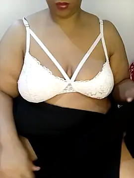 Snapshot of Samara-Bella chatting on February 21, 2026, 1:46 pm Samara-Bella online show from February 21, 2026, 1:46 pm