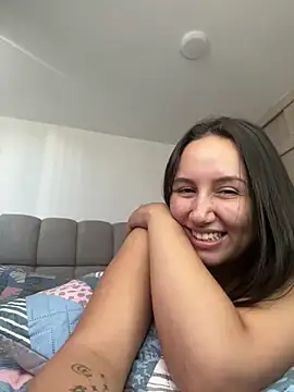 Snapshot of Jullya_x chatting on June 19, 2026, 9:09 pm Jullya x online show from June 19, 2026, 9:09 pm