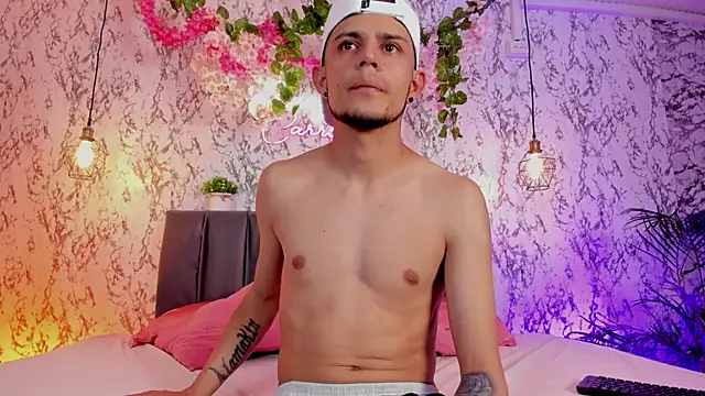 Bonny and carrot online show from April 22, 2026, 7:53 pm