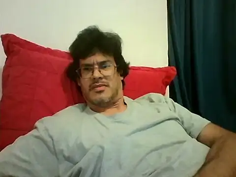 Snapshot of AgneloFly chatting on April 23, 2026, 1:45 am AgneloFly online show from April 23, 2026, 1:45 am