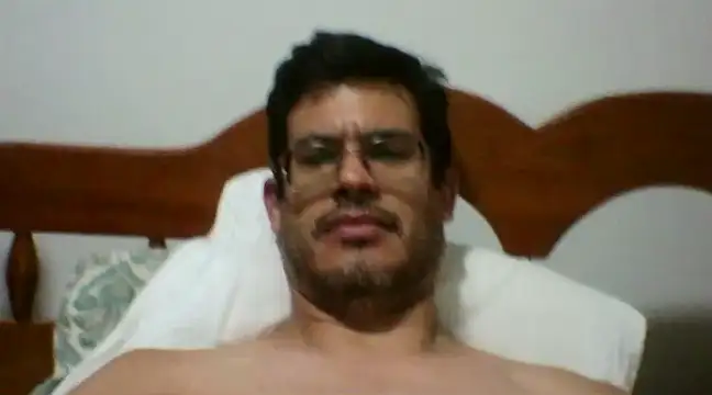 Snapshot of AgneloFly chatting on February 19, 2025, 11:57 pm AgneloFly online show from February 19, 2025, 11:57 pm