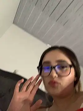 LunaShine  online show from January 24, 2025, 12:42 am