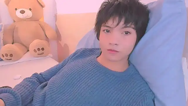 AllanYong18 online show from January 9, 2026, 12:56 pm