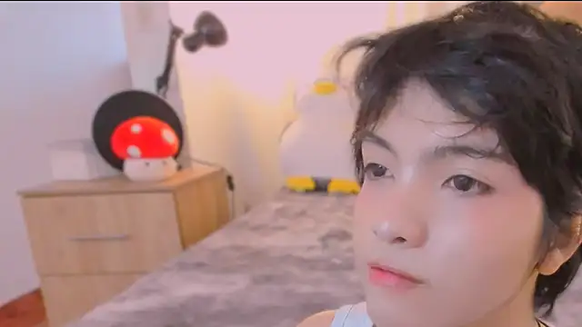 AllanYong18 online show from March 12, 2026, 2:54 pm