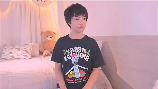 Snapshot of AllanYong18 chatting on November 13, 2025, 1:04 pm AllanYong18 online show from November 13, 2025, 1:04 pm