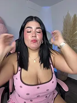 karla hotgirl online show from July 29, 2026, 1:16 am