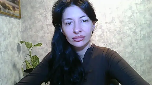 LissaBlossom online show from May 21, 2026, 4:43 am