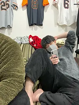 K0718 online show from February 25, 2026, 10:37 am