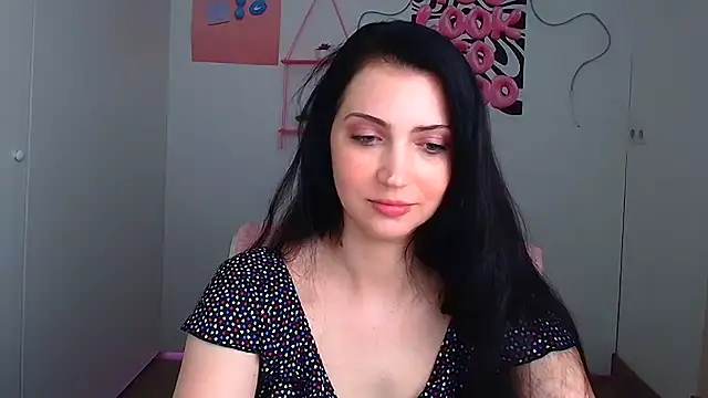 Amalia amor online show from May 19, 2026, 12:01 pm