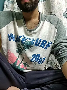 TOPMOON001 online show from March 10, 2025, 8:28 am