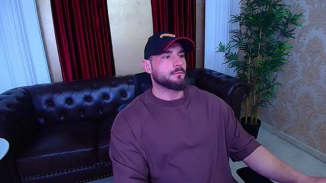 Snapshot of AdamJamesonn chatting on November 5, 2025, 6:05 am AdamJamesonn online show from November 5, 2025, 6:05 am