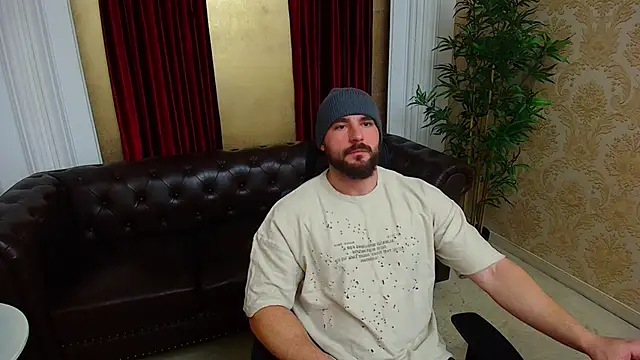 Snapshot of AdamJamesonn chatting on December 4, 2025, 7:40 am AdamJamesonn online show from December 4, 2025, 7:40 am