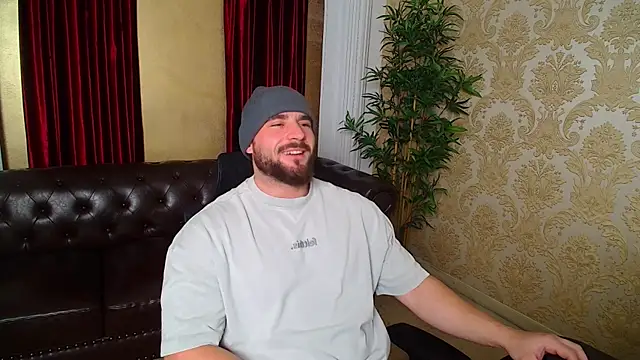 Snapshot of AdamJamesonn chatting on November 26, 2025, 6:13 am AdamJamesonn online show from November 26, 2025, 6:13 am