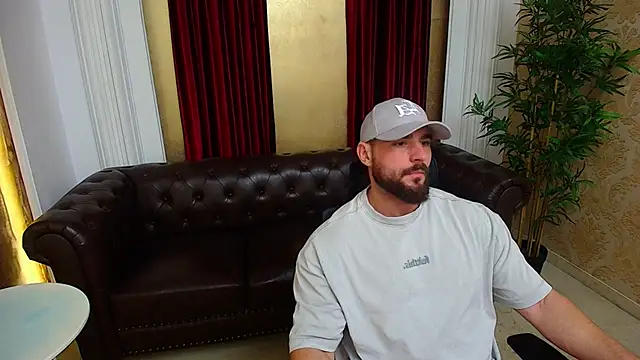 Snapshot of AdamJamesonn chatting on December 3, 2025, 5:52 am AdamJamesonn online show from December 3, 2025, 5:52 am