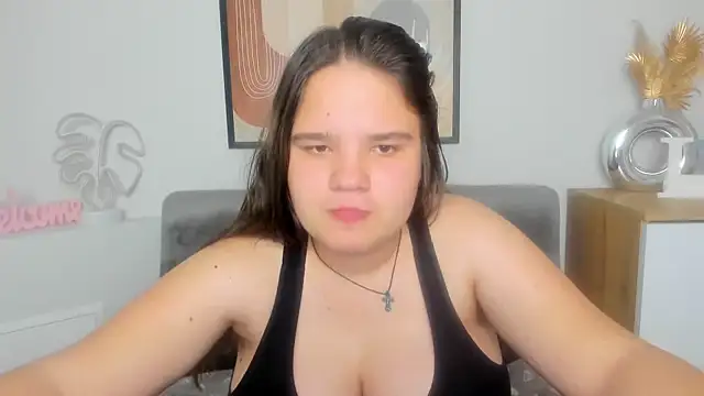 Snapshot of AdeleCruz chatting on March 12, 2025, 4:35 pm AdeleCruz online show from March 12, 2025, 4:35 pm