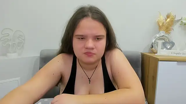 Snapshot of AdeleCruz chatting on March 15, 2025, 1:18 pm AdeleCruz online show from March 15, 2025, 1:18 pm