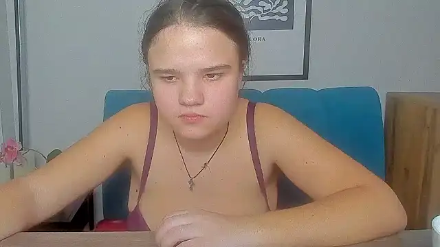 AdeleCruz online show from January 12, 2026, 1:07 pm