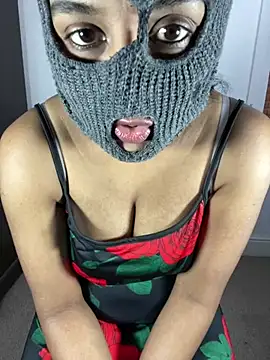 ArathyNambyarMallu online show from February 13, 2025, 8:59 am