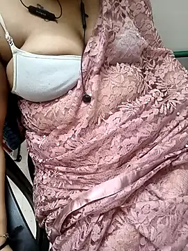 Snapshot of Lolitatamil chatting on May 5, 2026, 12:30 pm Lolitatamil online show from May 5, 2026, 12:30 pm