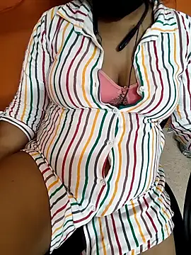 Lolitatamil online show from April 7, 2026, 9:16 pm