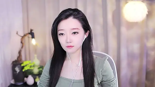 Snapshot of Zoe-99 chatting on November 11, 2025, 3:07 pm Zoe-99 online show from November 11, 2025, 3:07 pm